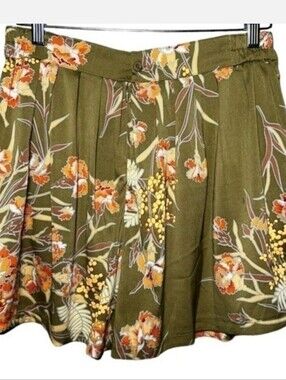 MinkPink Women’s Size L Green Multi Floral High Waisted Flowy Shorts